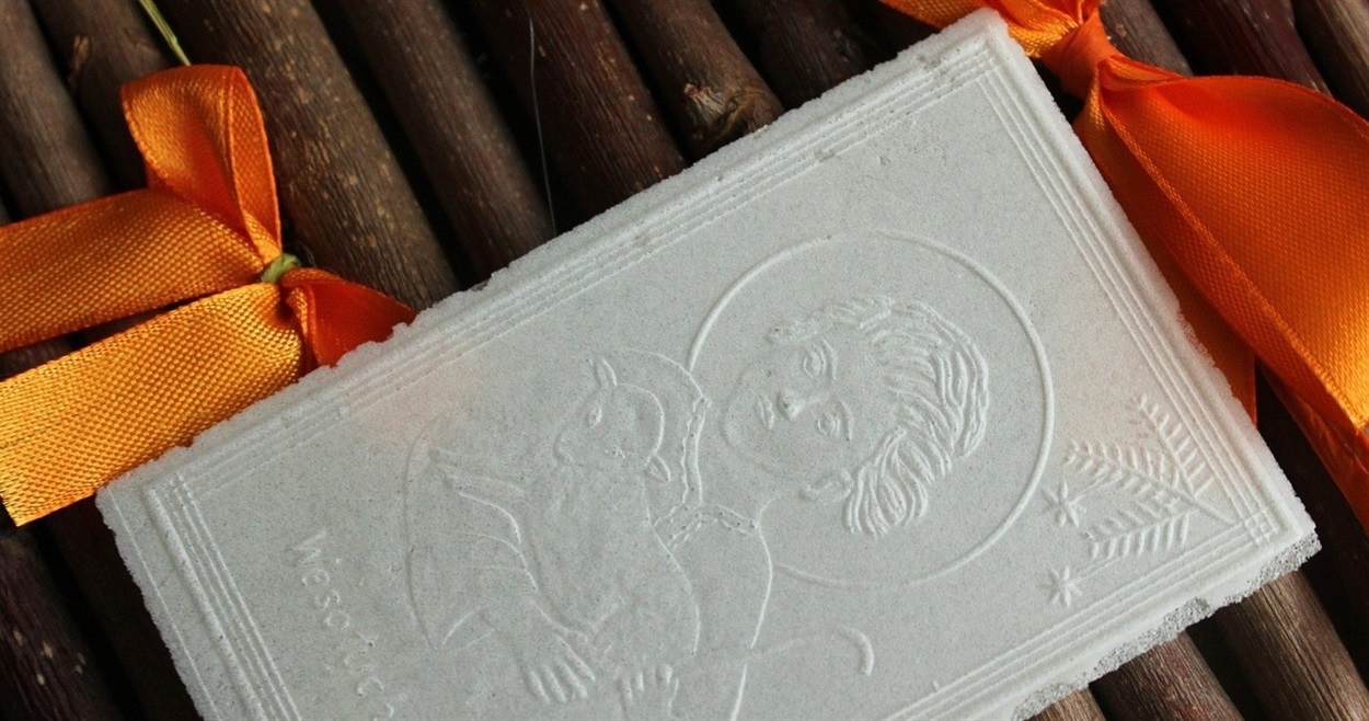 Облатки - це різдвяний хліб